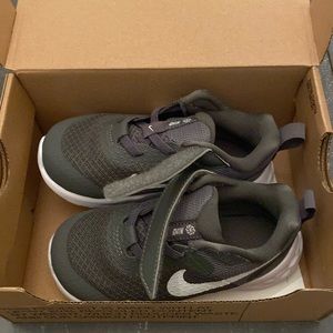New in the box Toddler 8C Nike Revolution 6 Shoes